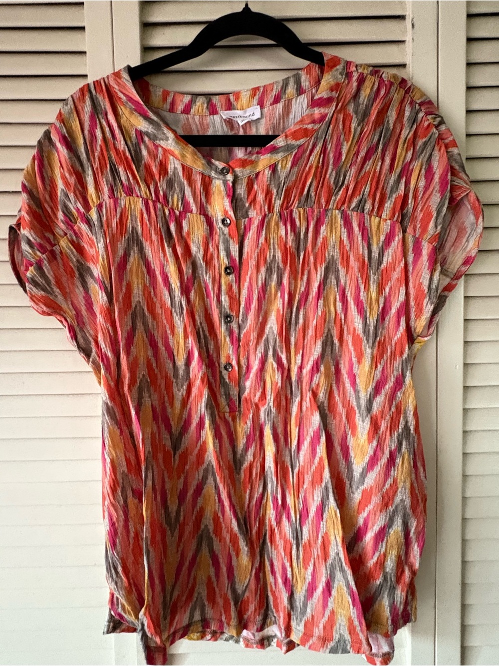 Westbound Multicolor Chevron Short-Sleeve Button Front Blouse - Never worn